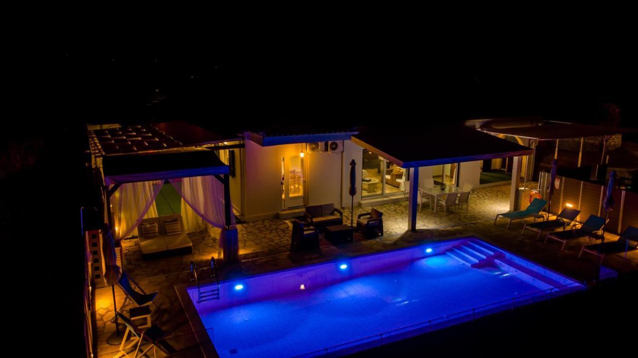 Villa Hera-The Infinity Blue Nisaki  Extérieur photo